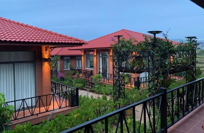Bán Resort