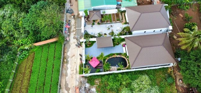 Nhà vườn