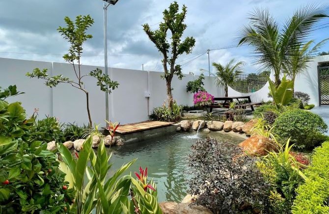 Nhà vườn